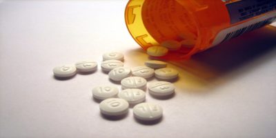 Lexapro (escitalopram) Withdrawal Symptoms, Timeline, and Treatment