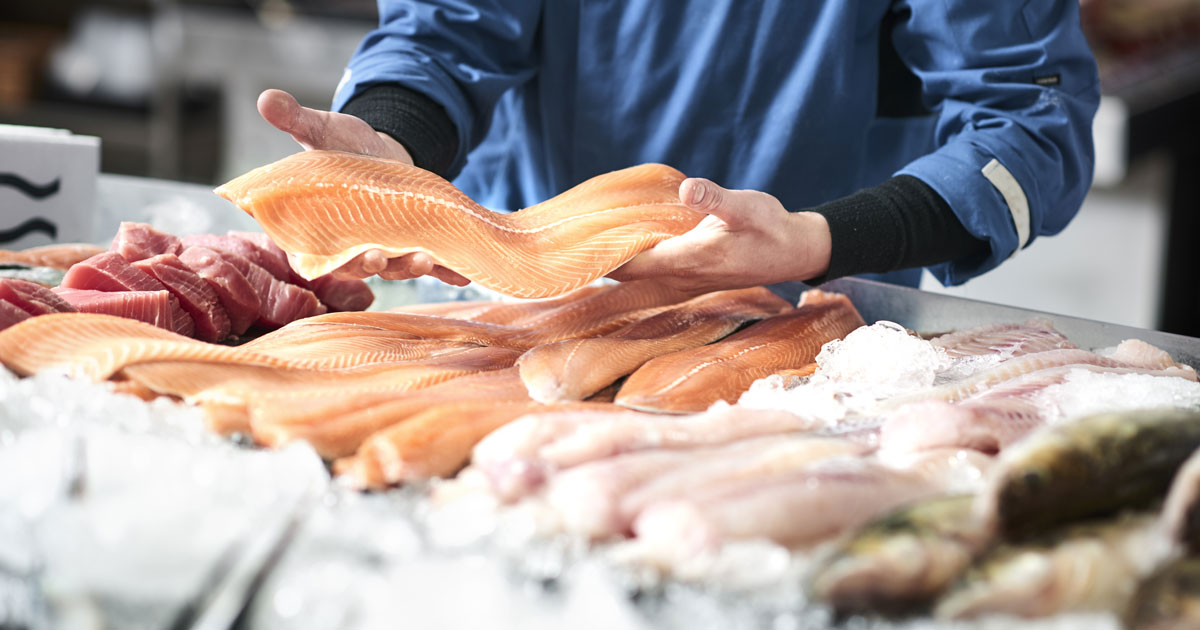 Health Benefits and Risks of Fish and Seafood 